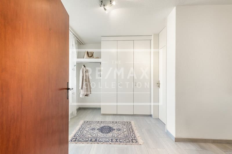Exklusive 4½-Zimmer Maisonette-Wohnung mit spektakulärer See- und Bergsicht (3)