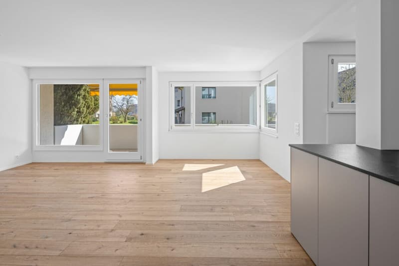 Top-modern and perfectly located, this apartment is a must-have (2)