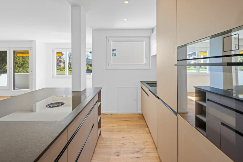 Top-modern and perfectly located, this apartment is a must-have (7)