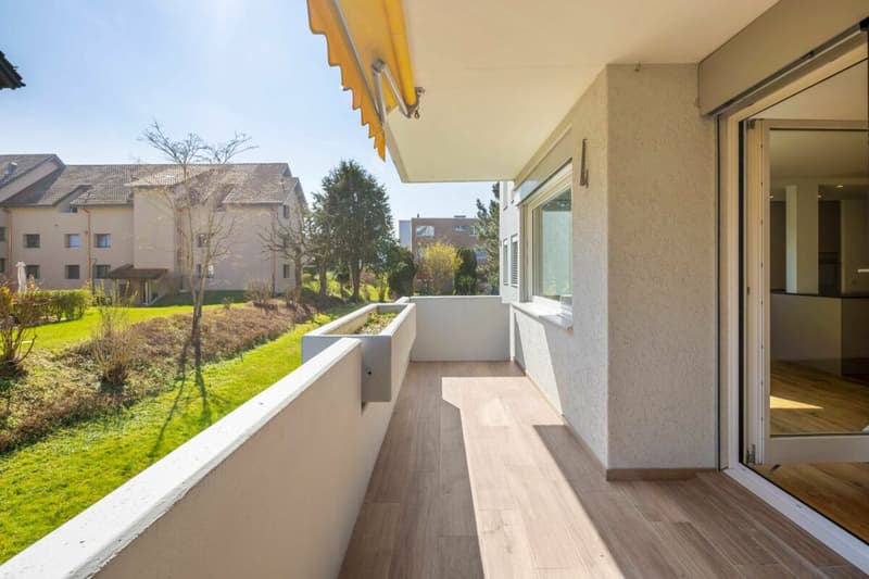 Top-modern and perfectly located, this apartment is a must-have (14)