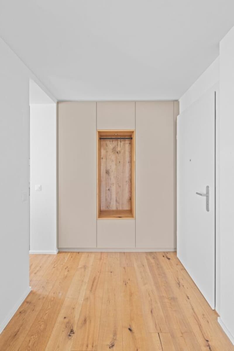 Top-modern and perfectly located, this apartment is a must-have (9)