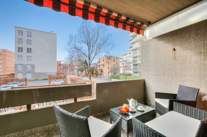 Gemütliche 2.5-Zimmer-Wohnung mit Balkon in Lugano (9)