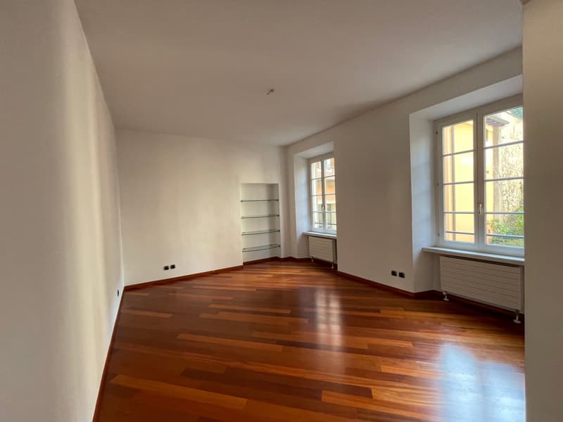 Location Appartement 3,5 Pièces dans Résidence Historique à Lugano – Centre-Ville (9)