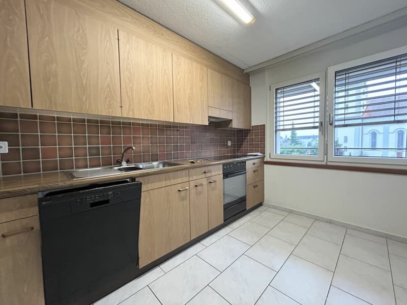 preiswerte 4.5-Zimmerwohnung im Herzen von Schötz (7)