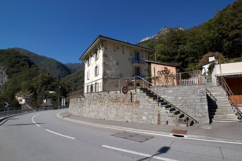Facciata entrata edificio