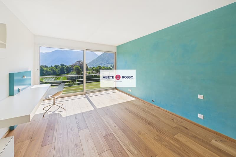 Splendido attico di 4.5 locali con vista e 1 monolocale separato - Collina d'Oro (27)