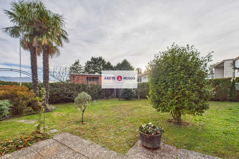 Appartamento con giardino privato in zona residenziale di pregio. (5)