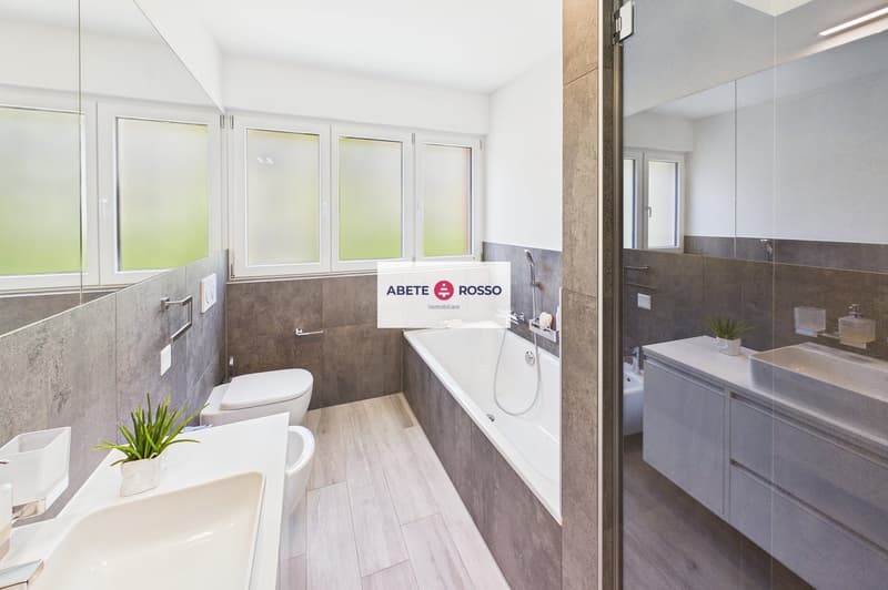 Splendido attico di 4.5 locali con ampia terrazza e finiture moderne. (24)
