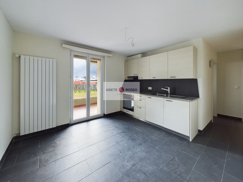 Geräumiges ZWEIZIMMERWOHNUNG im modernen Stil, mit großem BALCON, kürzlich RENOVIERt (3)