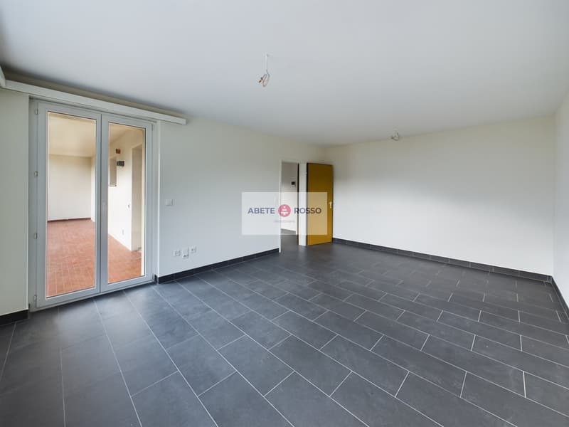 Geräumiges ZWEIZIMMERWOHNUNG im modernen Stil, mit großem BALCON, kürzlich RENOVIERt (5)