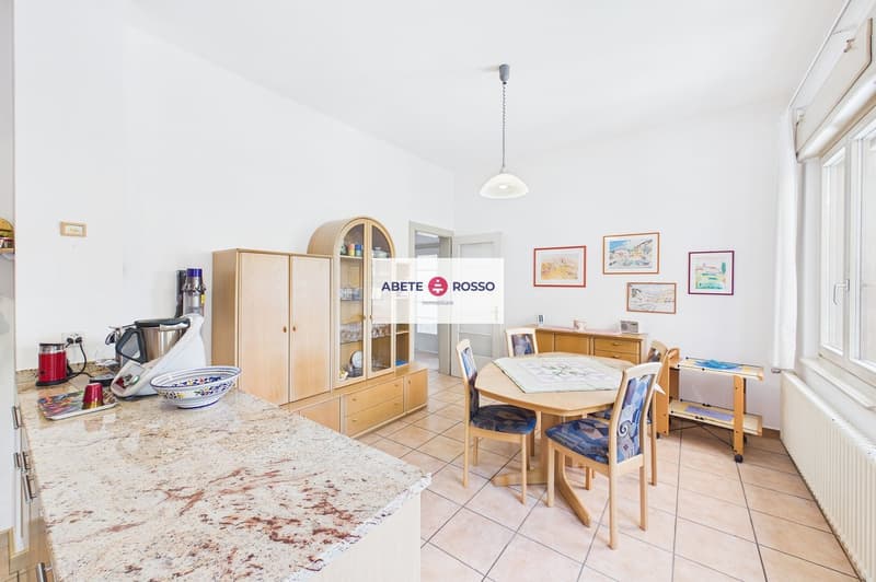 Casa tradizionale ticinese dal fascino autentico con vista aperta (11)