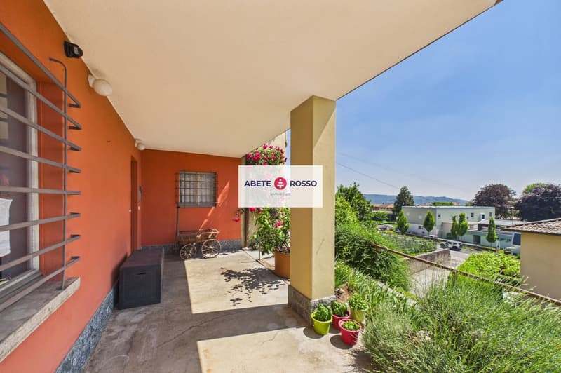 Casa tradizionale ticinese dal fascino autentico con vista aperta (5)
