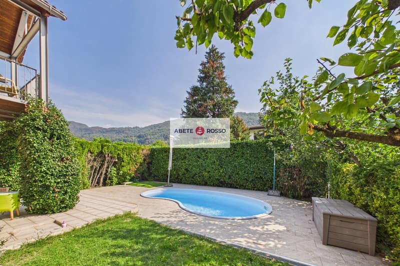 Casa a schiera di testa con giardino, piscina e veranda, in zona residenziale, vicino a Grancia (19)