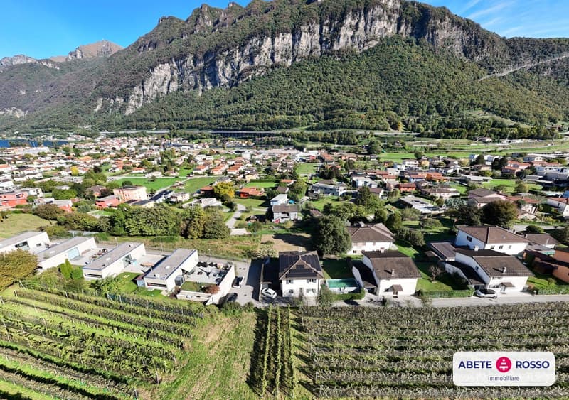 Terreno edificabile con panorama molto GENEROSO in un quartiere residenziale (10)