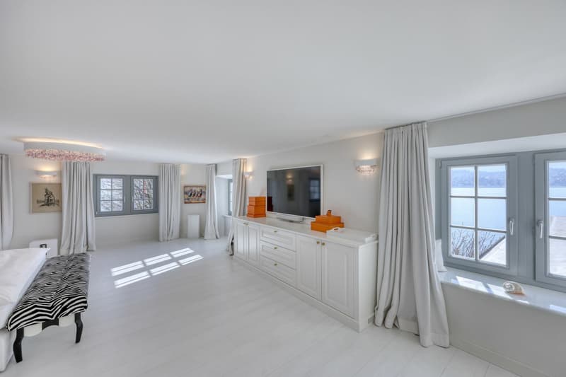 Propriété exclusive au bord du lac de Zurich (2)