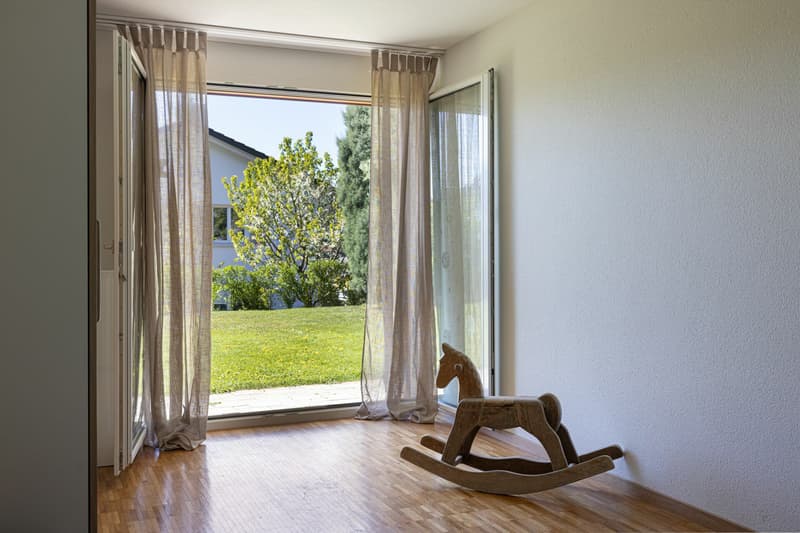 Garden apartment with large hobby or storage space (4)