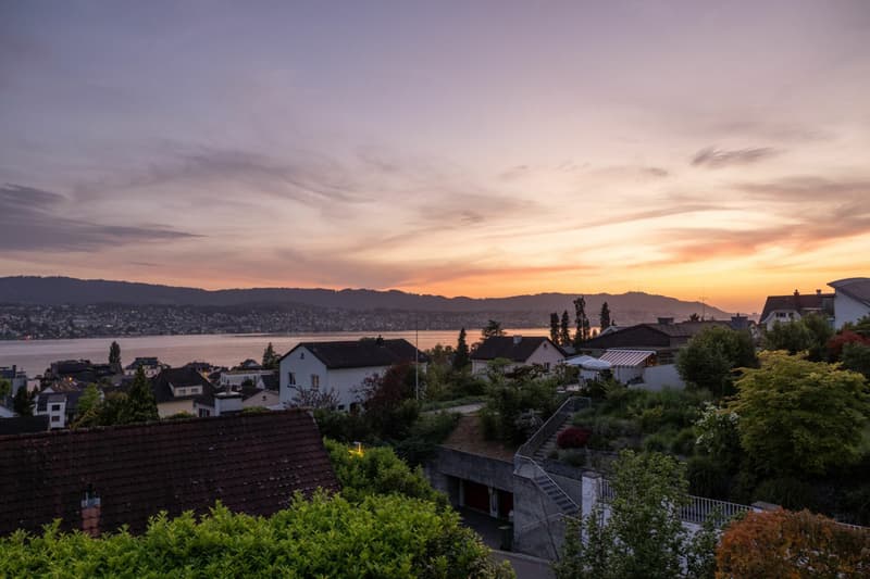 What a view! Villa with lake view and privacy (2)