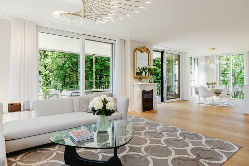 Luxuriöse 3.5-Zimmer-Stadtwohnung mit privater Parklandschaft (2)