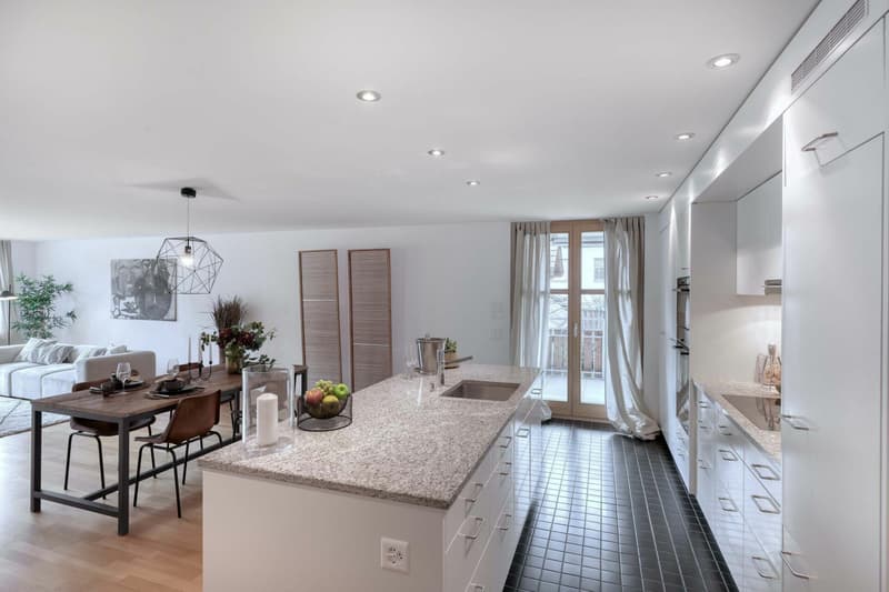 Moderne Wohnung an idealer Lage (2)