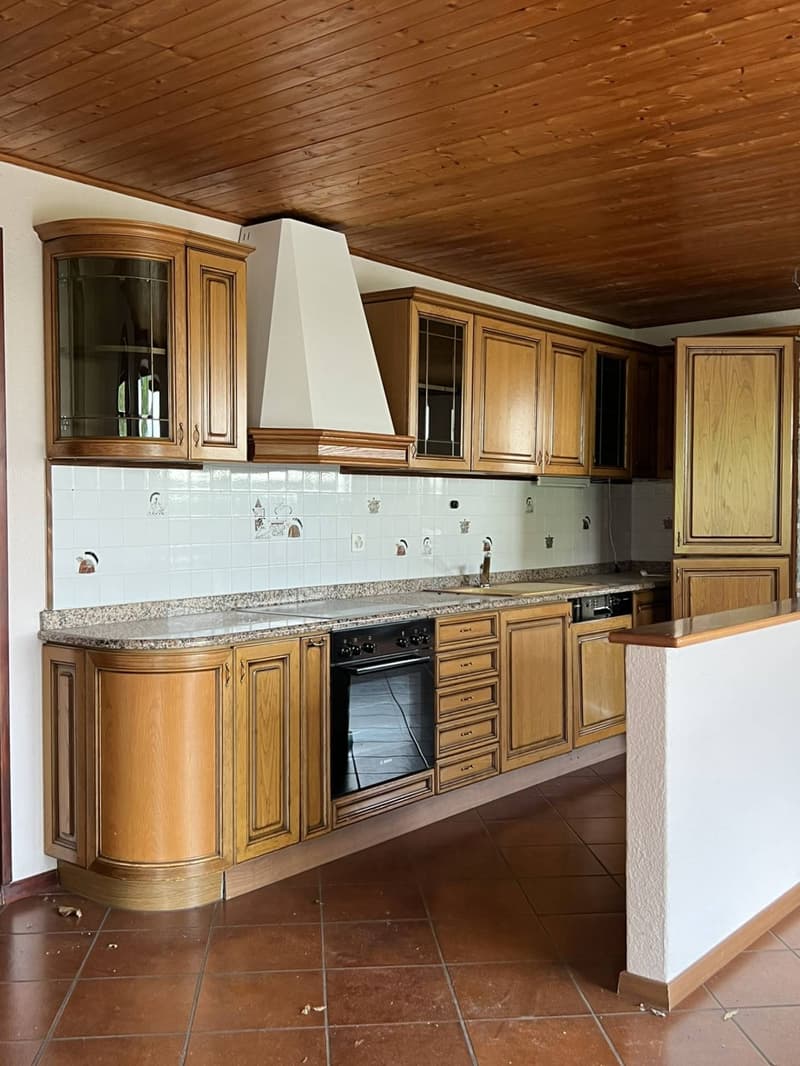 Ampio appartamento duplex con terrazze panoramiche in casa bifamiliare (9)