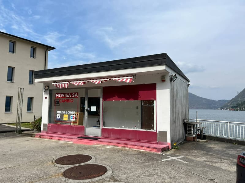 Hotel in Vendita a Brusino Arsizio, sul Lago di Lugano (16)