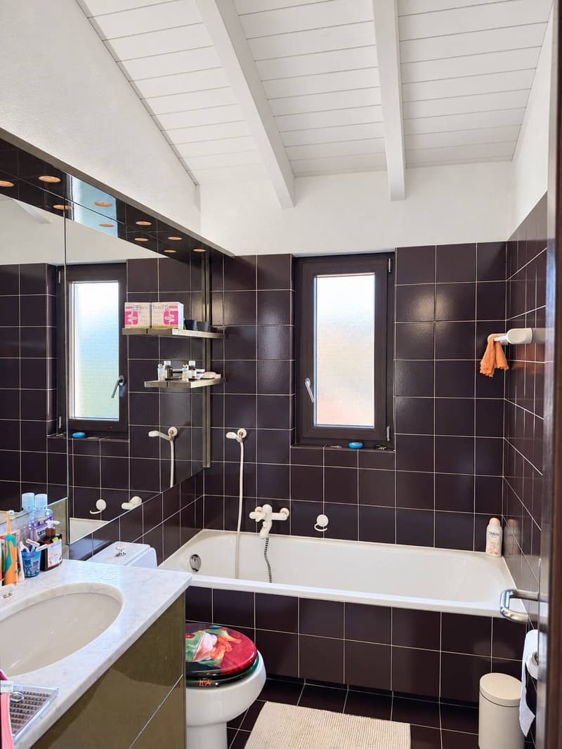Splendida Villa di 6.5 locali a Comano (19)
