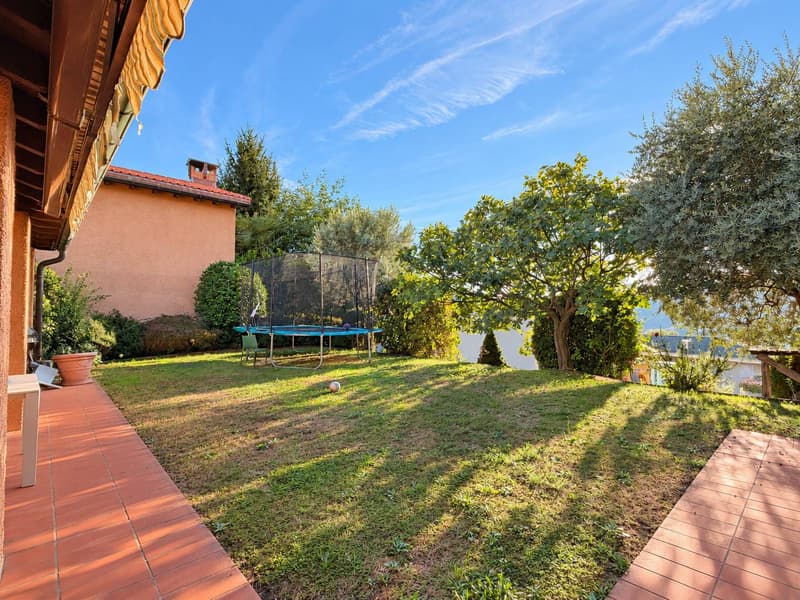 Splendida Villa di 6.5 locali a Comano (23)