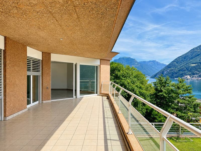 Incantevole appartamento di 3.5 locali con vista lago a Melide (11)
