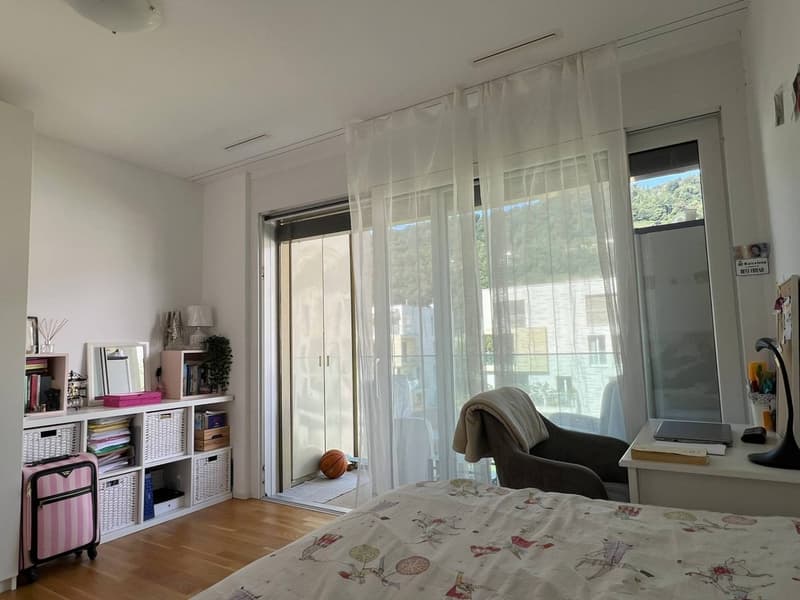 Moderno appartamento 3.5 locali con balcone a Barbengo (11)