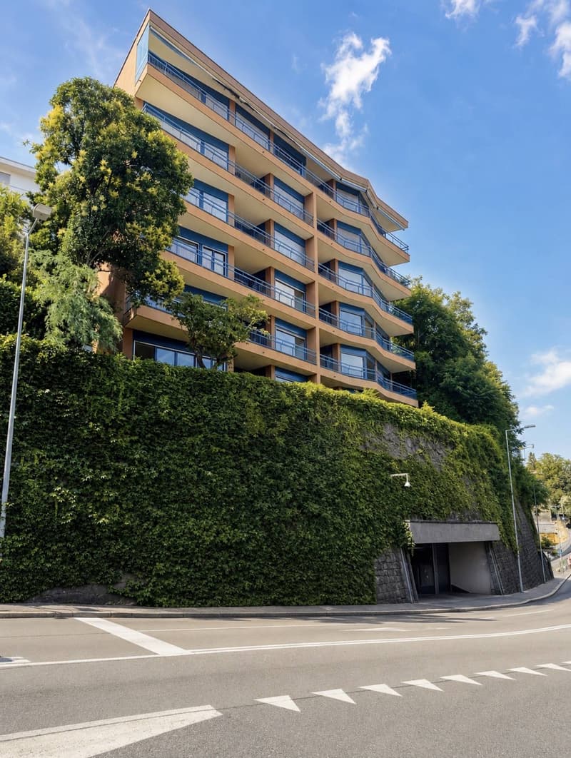 Luminoso appartamento di 3.5 locali in vendita a Lugano (1)
