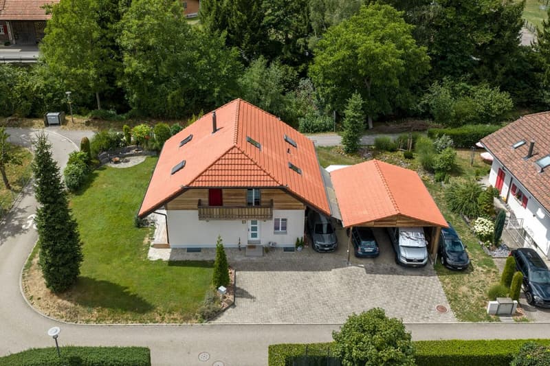 Familienparadies an ruhiger Lage (2)