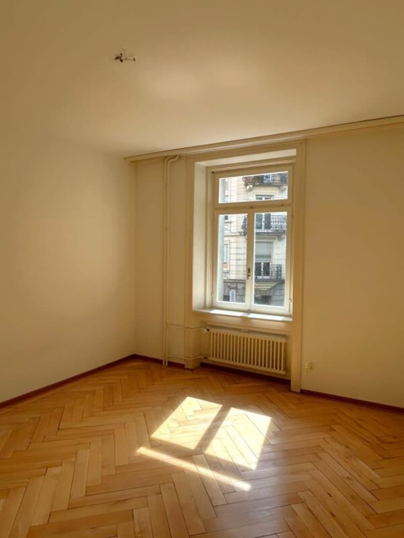 Befristetes Angebot Zentrale 4-Zimmerwohnung (1)