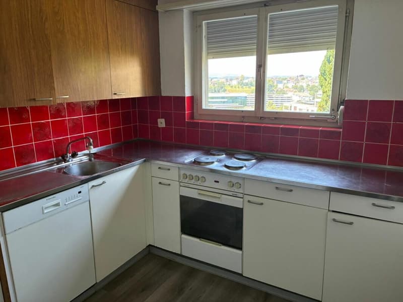 Befristete 3½-Zimmerwohnung in Ebikon (4)