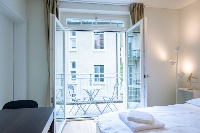 Charmantes Studio-Apartment mit Balkon in Zürich-Seefeld (10)