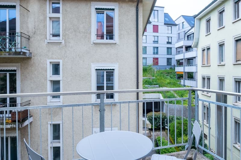 Charmantes Studio-Apartment mit Balkon in Zürich-Seefeld (16)