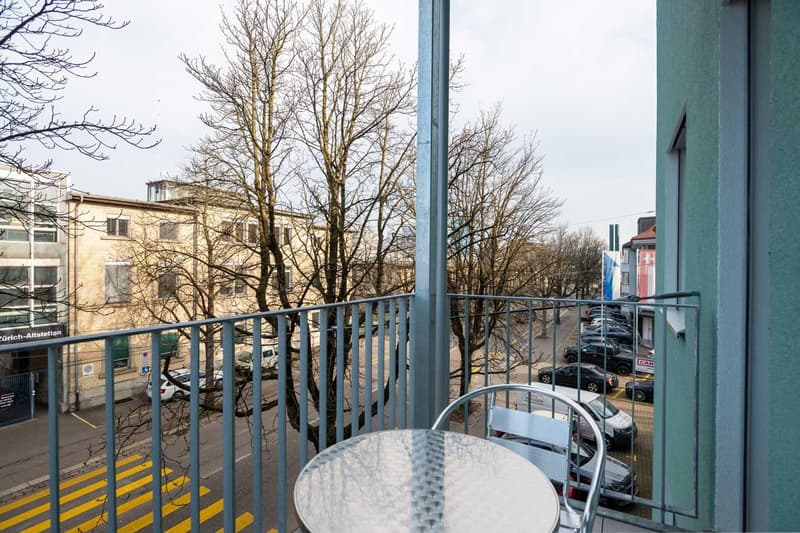 Grosse, moderne und frisch renovierte 3 Zimmer Wohnungen mit Balkon (19)