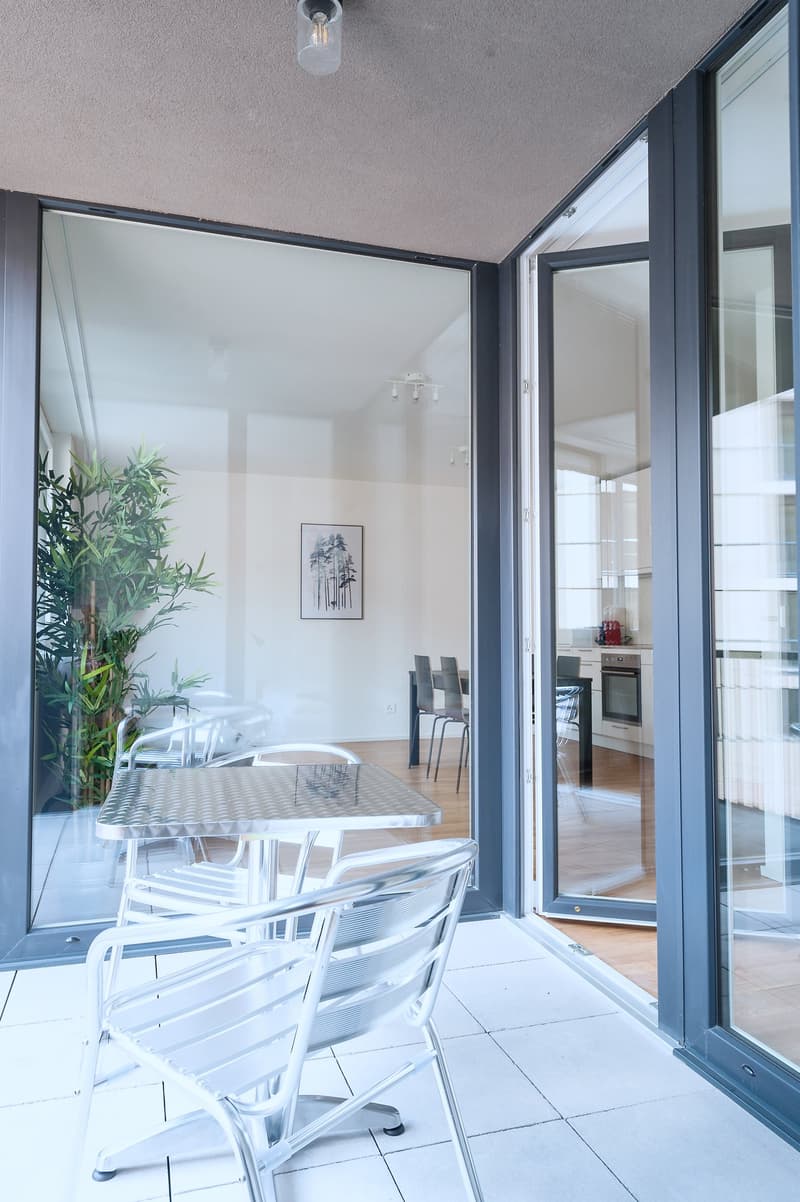 Moderne 2.5-Zimmer-Wohnung mit Balkon in Basel (6)