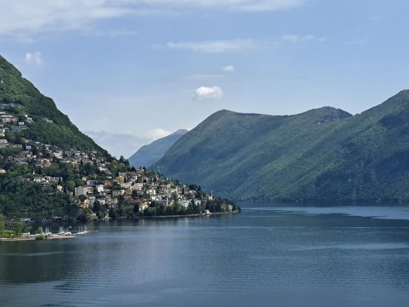 Appartamento 5.5 locali, centro Lugano con splendida vista lago, arredato (1)