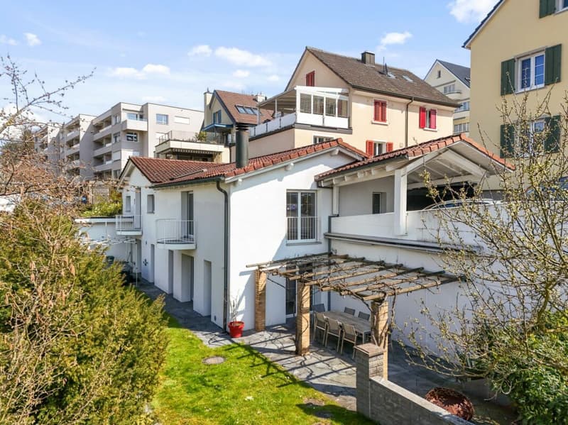 Spacious and well-maintained semi-detached 5.5-room single-family house at the foot of the Zugerberg (3)