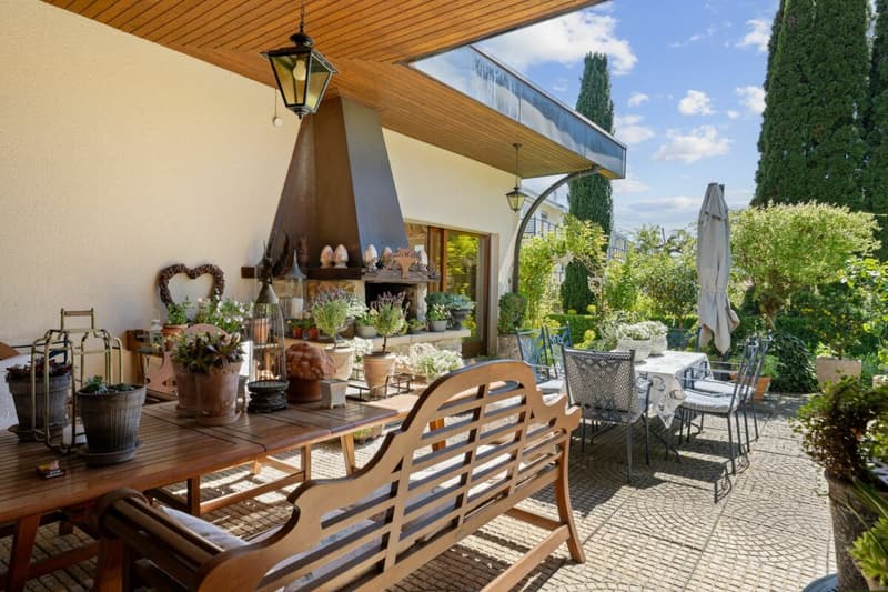 Sitzplatz mit Aussenchéminée