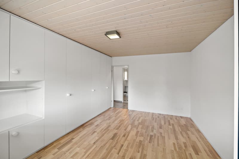 Einbauschrank inklusive