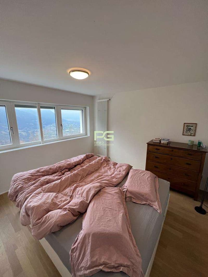 Raffiniertes Einfamilienhaus mit Aussicht (4)