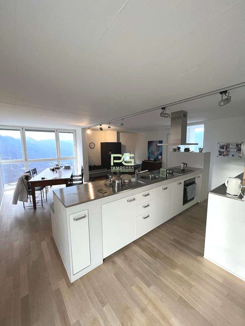 Raffiniertes Einfamilienhaus mit Aussicht (2)