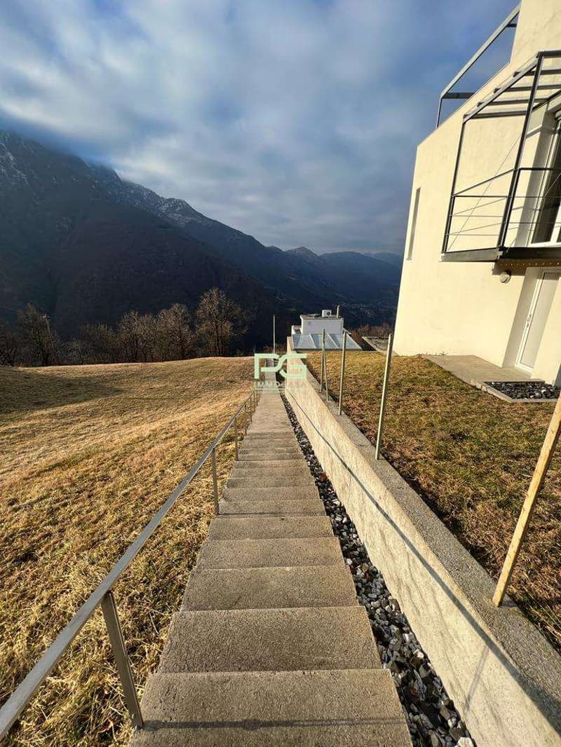 Raffiniertes Einfamilienhaus mit Aussicht (5)