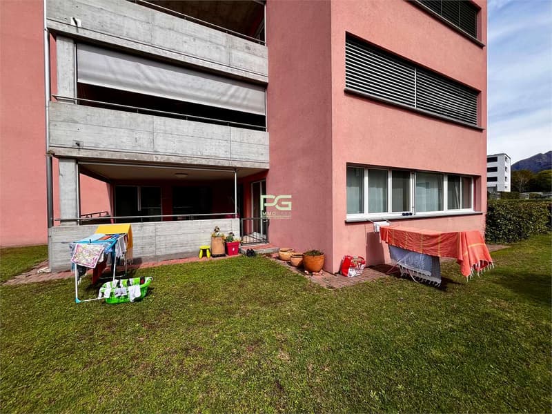 Spacious 4.5-room apartment with garden (8)
