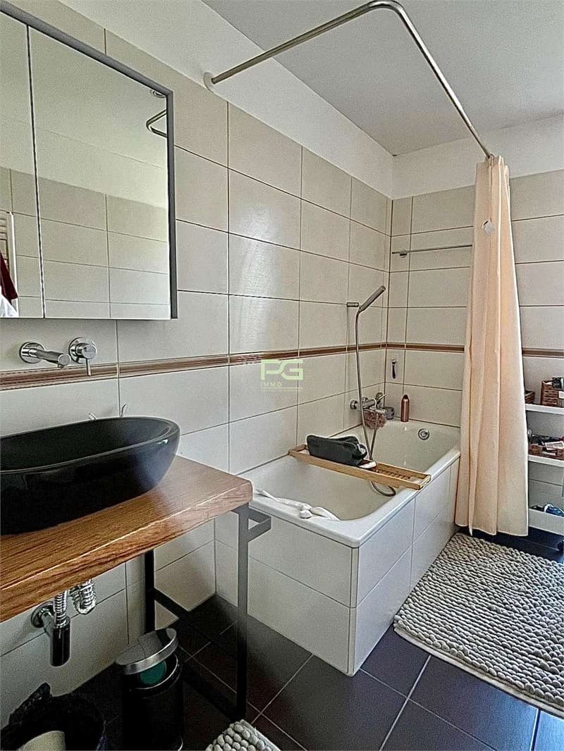 Maison individuelle moderne et confortable avec jardin (8)