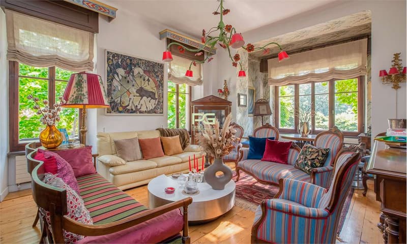 Villa with 2 apartments and swimming pool (3)