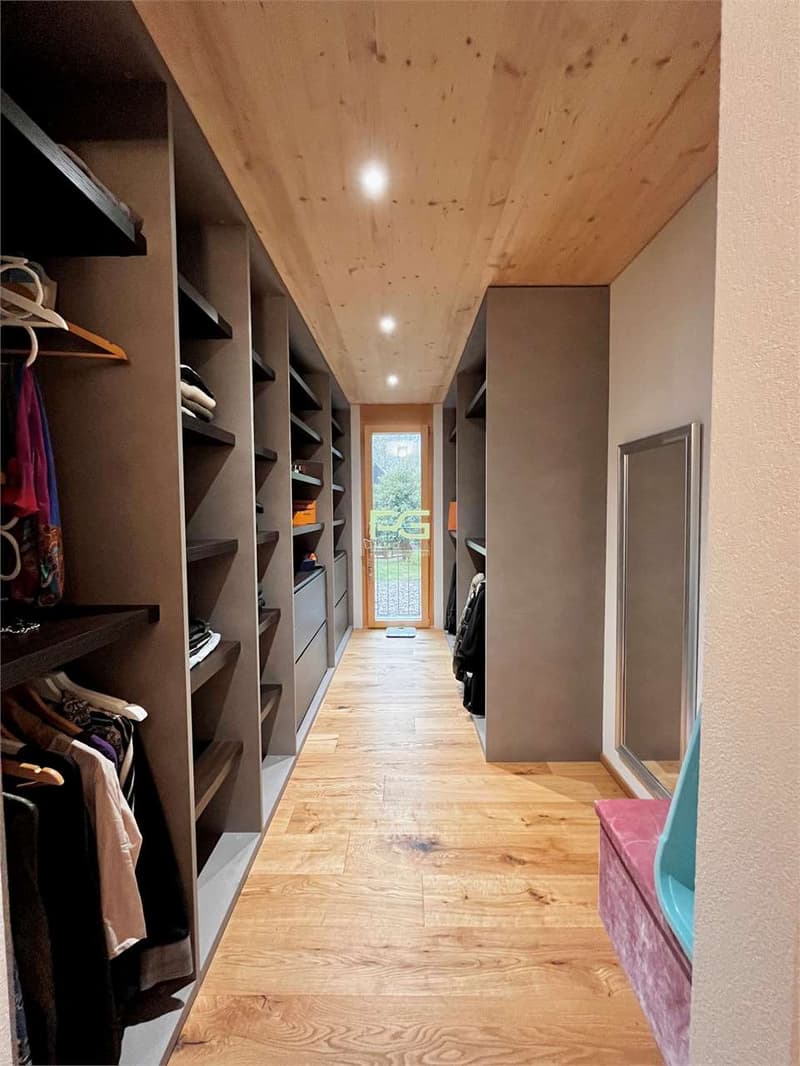 Modern single-family house for sale (8)