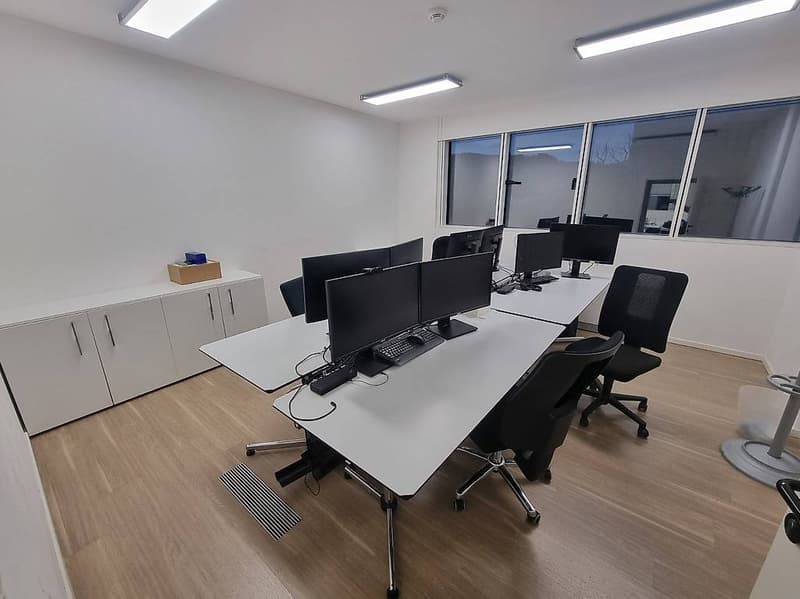 Takeover for large office in Via Balestra (2)