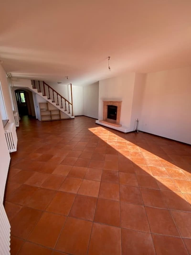 Splendido appartamento duplex 4.5 locali con terrazzo e vista panoramica (3)